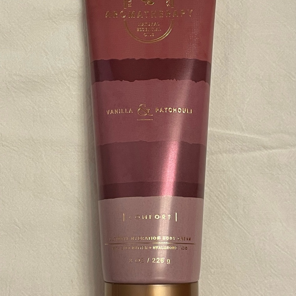 BATH & BODY WORKS VANILLA & PATCHOULI CREAM